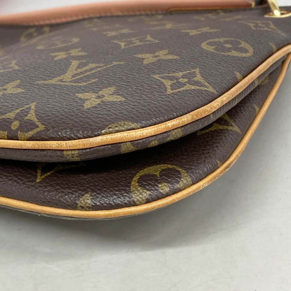 LOUIS VUITTON Brown Monogram Shoulder Bag - Picture 7 of 10
